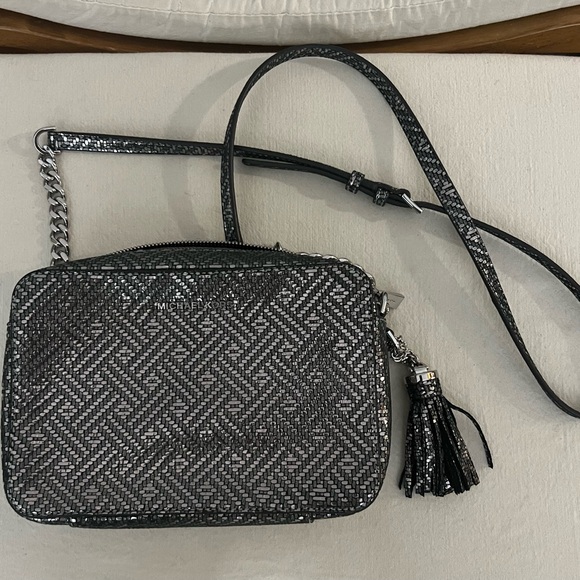 Michael Kors NWOT Metallic Silver Purse - Picture 7 of 7